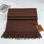 Sciarpa in cashmere con nappe per calore ed eleganza