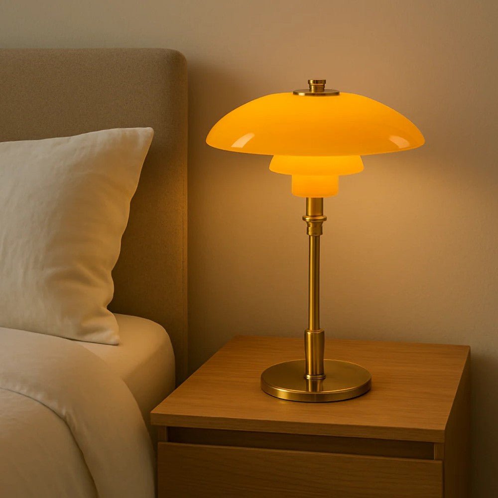 Lampada da tavolo nordica in vetro con luce calda d'ambiente
