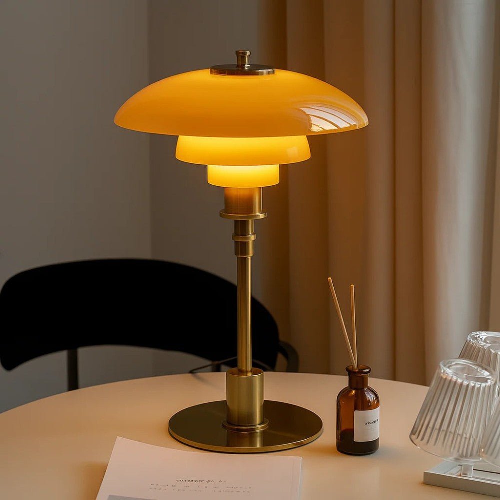 Lampada da tavolo nordica in vetro con luce calda d'ambiente