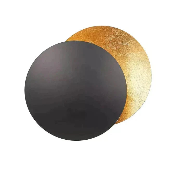 Applique da parete moderna Lunaris — struttura a dischi sovrapposti ispirata all'eclissi solare