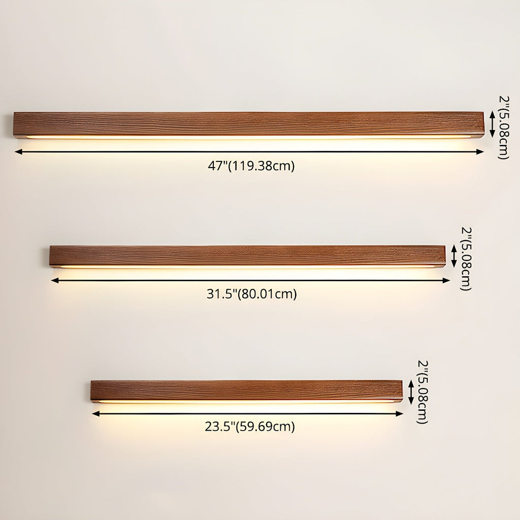 Applique lineare in legno con luce sottile