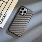 Custodia Titanium Shield Pro per iPhone