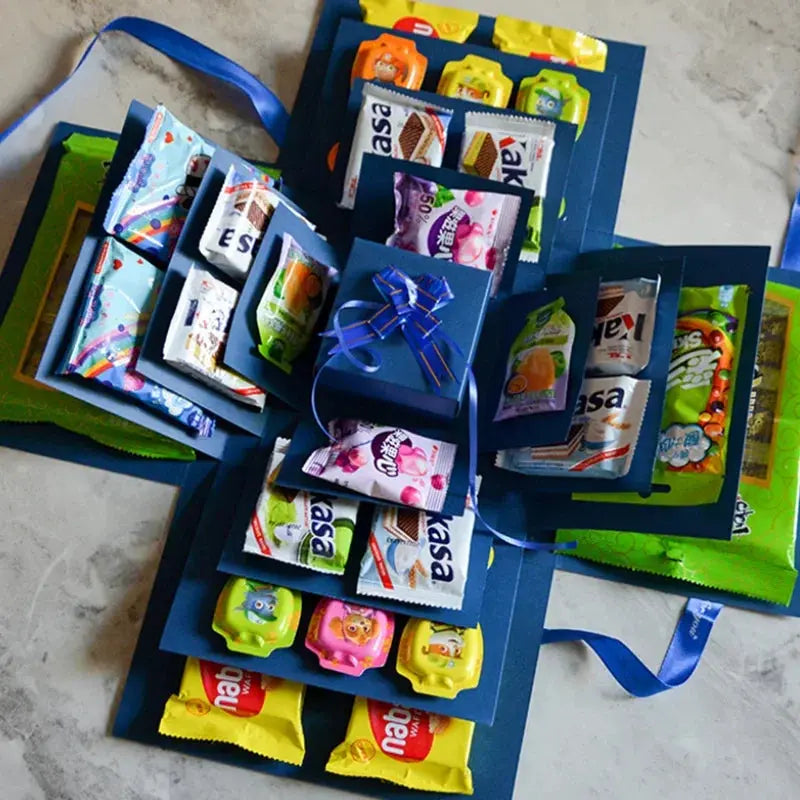 Explosion box regalo personalizzata con scomparto segreto e 8 farfalle in omaggio
