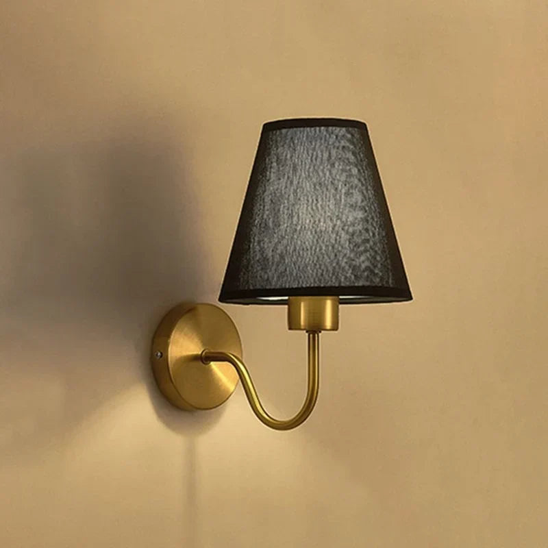 Lampada da parete | Paralume conico in tessuto stile nordico | Braccio in metallo galvanizzato