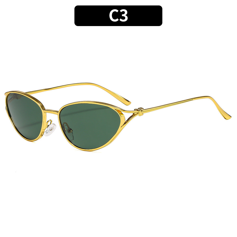 Occhiali da sole cat-eye eleganti con dettagli in metallo premium