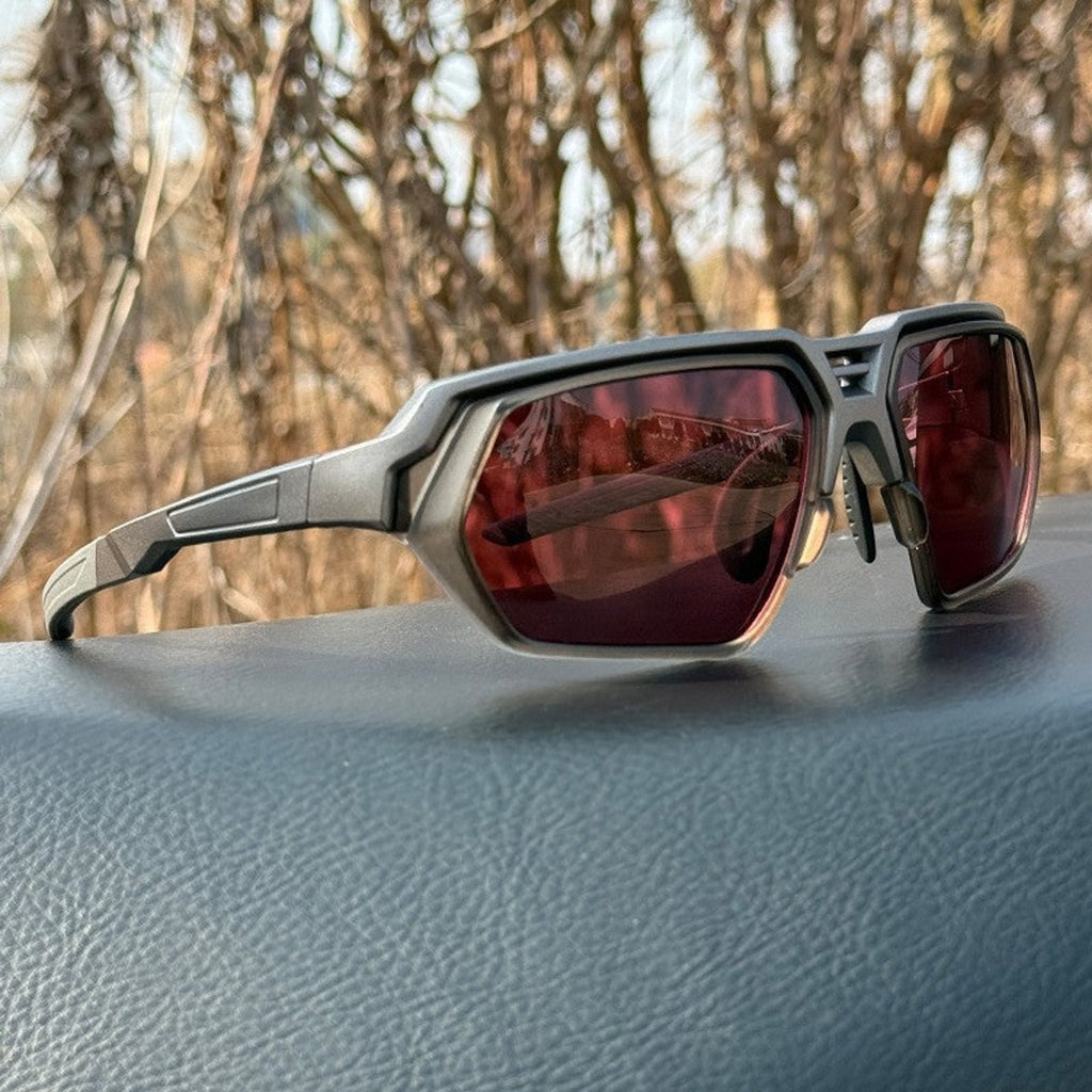 Occhiali da sole sportivi fotocromatici polarizzati con lenti per visione notturna e montatura avvolgente tattica