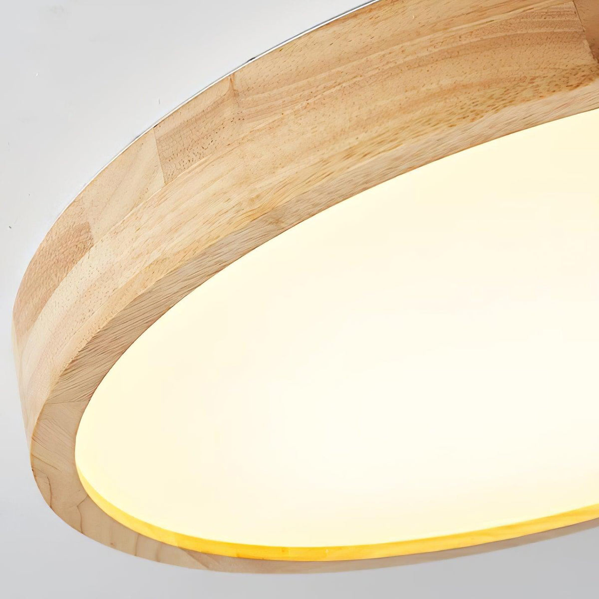 Plafoniera LED geometrica in legno a filo soffitto