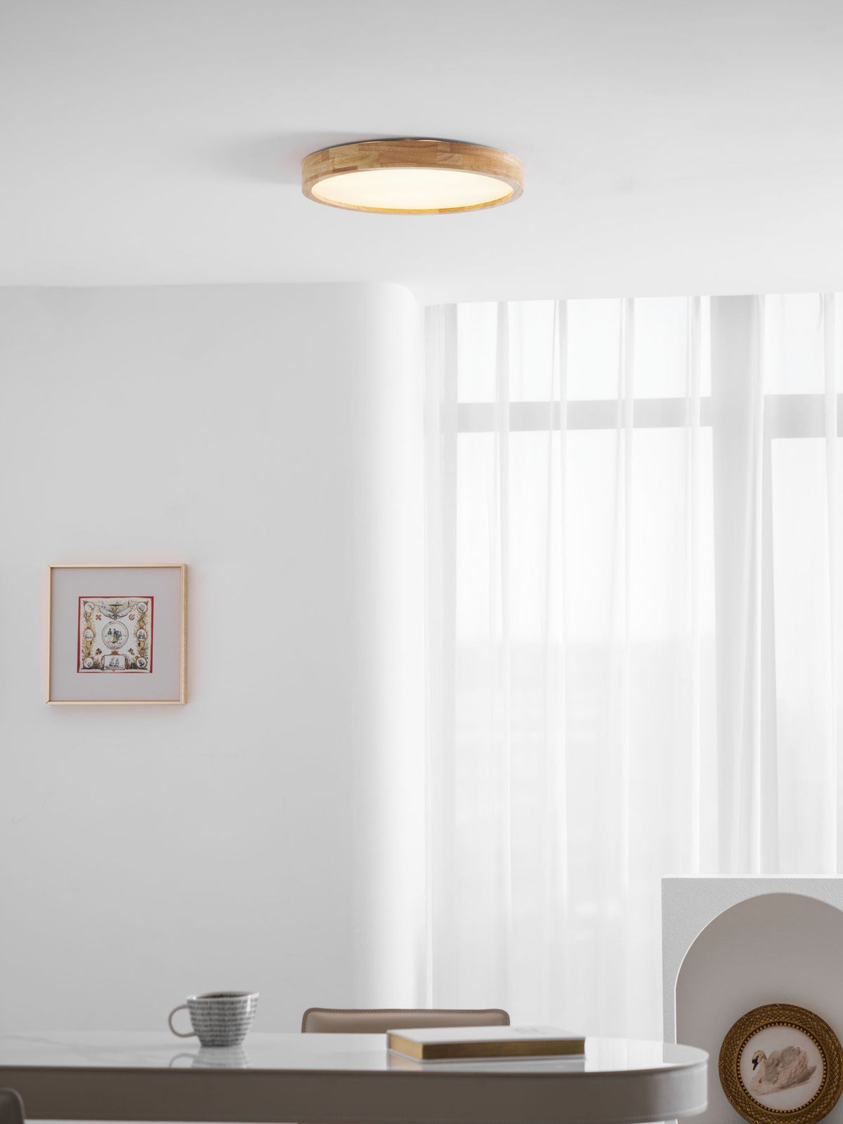 Plafoniera LED geometrica in legno a filo soffitto