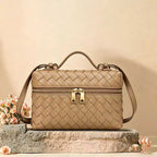Pochette cosmetica in pelle intrecciata