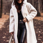 Elegante cappotto Teddy lungo con cappuccio