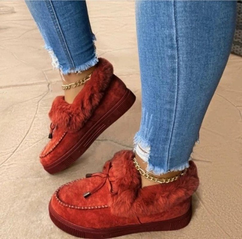 Scarpe invernali comode da donna: stivali caldi ed eleganti