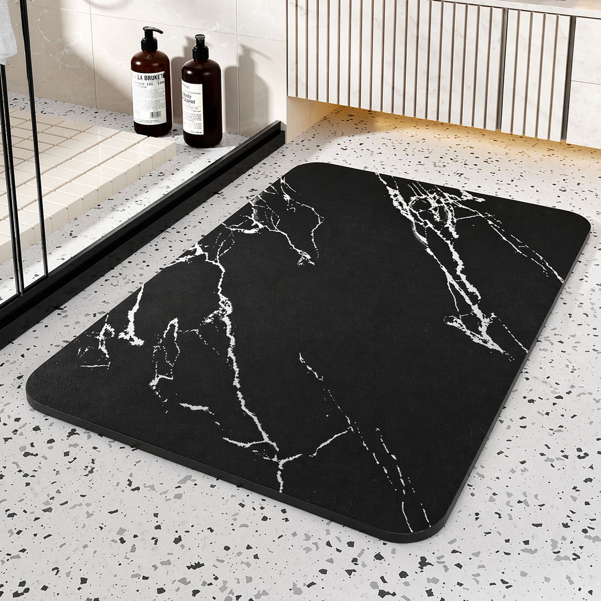 Tappetino da bagno ad asciugatura rapida in pietra diatomacea antiscivolo effetto marmo