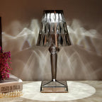 Moderna Lampada da Tavolo Lucida con Cristalli e Facile Controllo