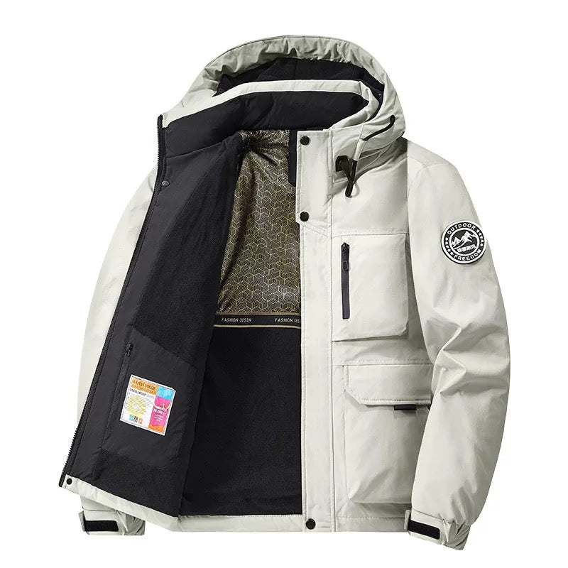 Cappotto impermeabile con cappuccio unisex: resta asciutto e caldo