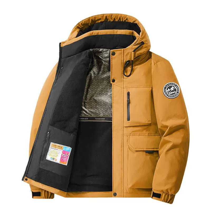 Cappotto impermeabile con cappuccio unisex: resta asciutto e caldo