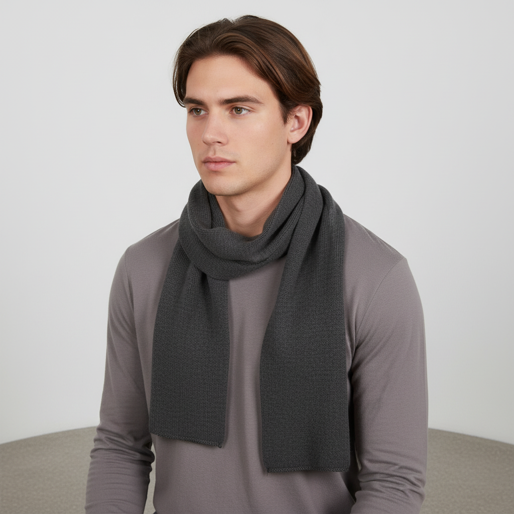 Sciarpa unisex in misto cashmere lavorata a maglia