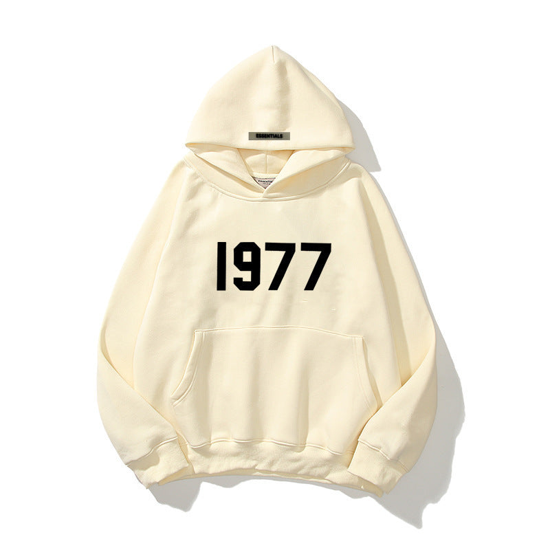 Felpa streetwear unisex con maniche raglan e stampa 1977
