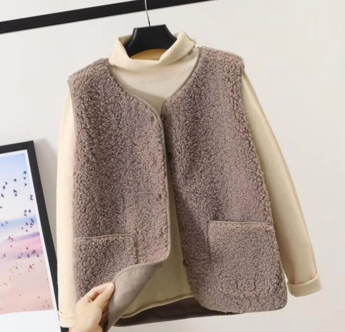 Comodo gilet in pile di lana d'agnello da donna