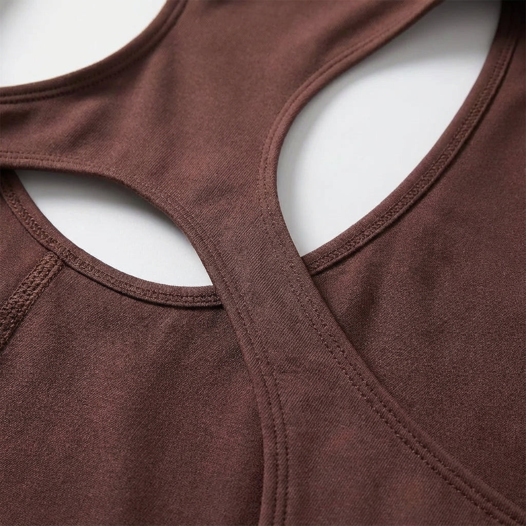 Tuta da allenamento da donna senza schienale con fondo scrunch