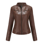 Giacca da moto chic edgy da donna per uno stile disinvolto