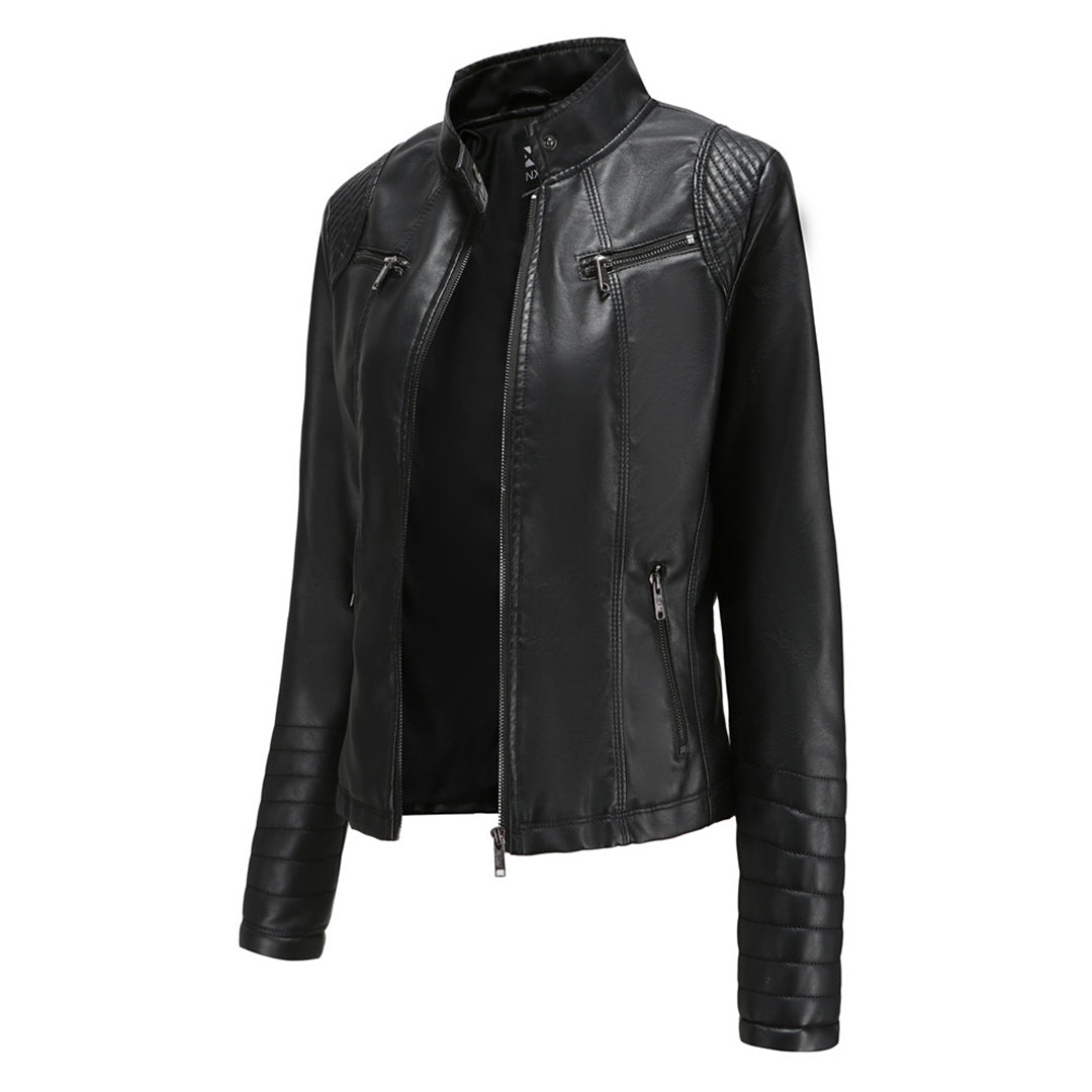 Giacca da moto chic edgy da donna per uno stile disinvolto