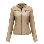 Giacca da moto chic edgy da donna per uno stile disinvolto