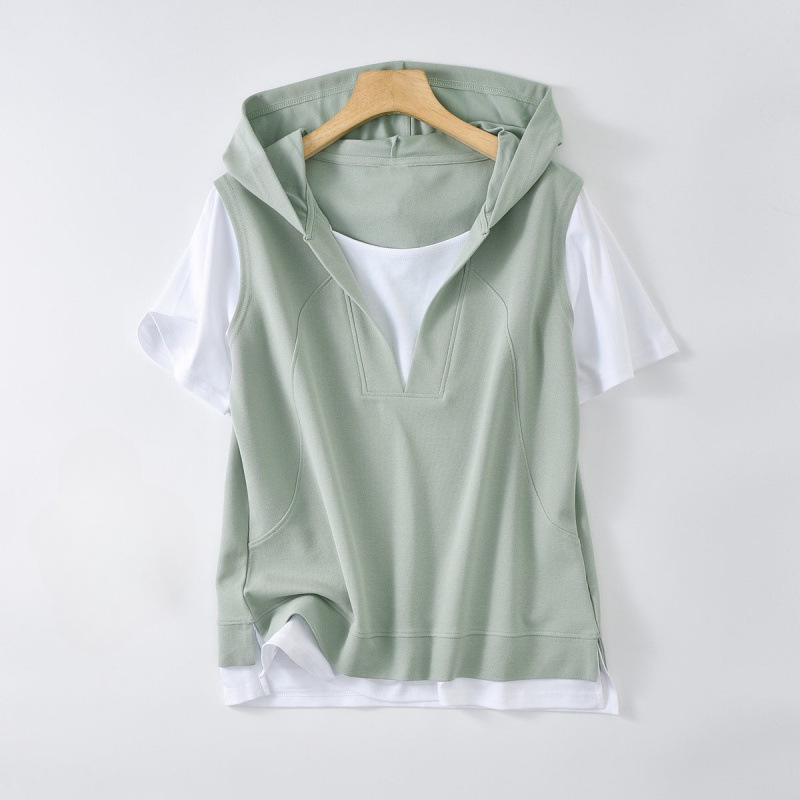 T-shirt con cappuccio a strati chic da donna per un comfort senza sforzo