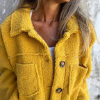 Cappotto corto da donna | Stile risvolto chic