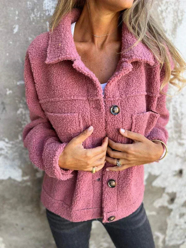 Cappotto corto da donna | Stile risvolto chic