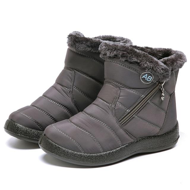 Comodi stivali invernali da donna per le avventure quotidiane