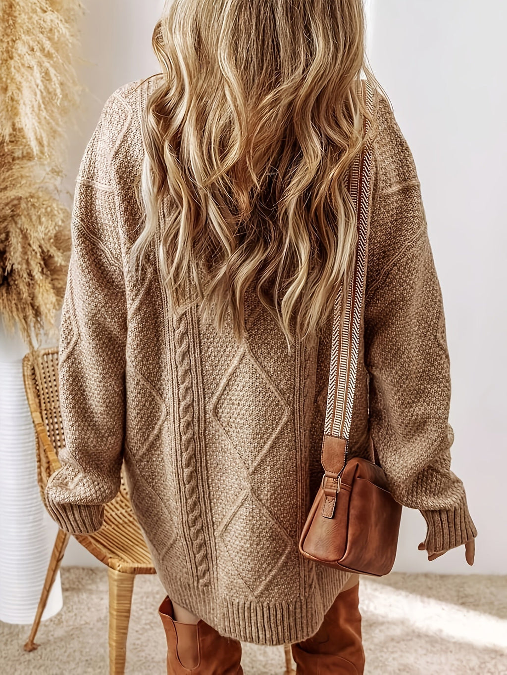 Abito maglione oversize in maglia a trecce da donna