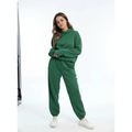 Comodo set da salotto con felpa con cappuccio e jogger in pile da donna
