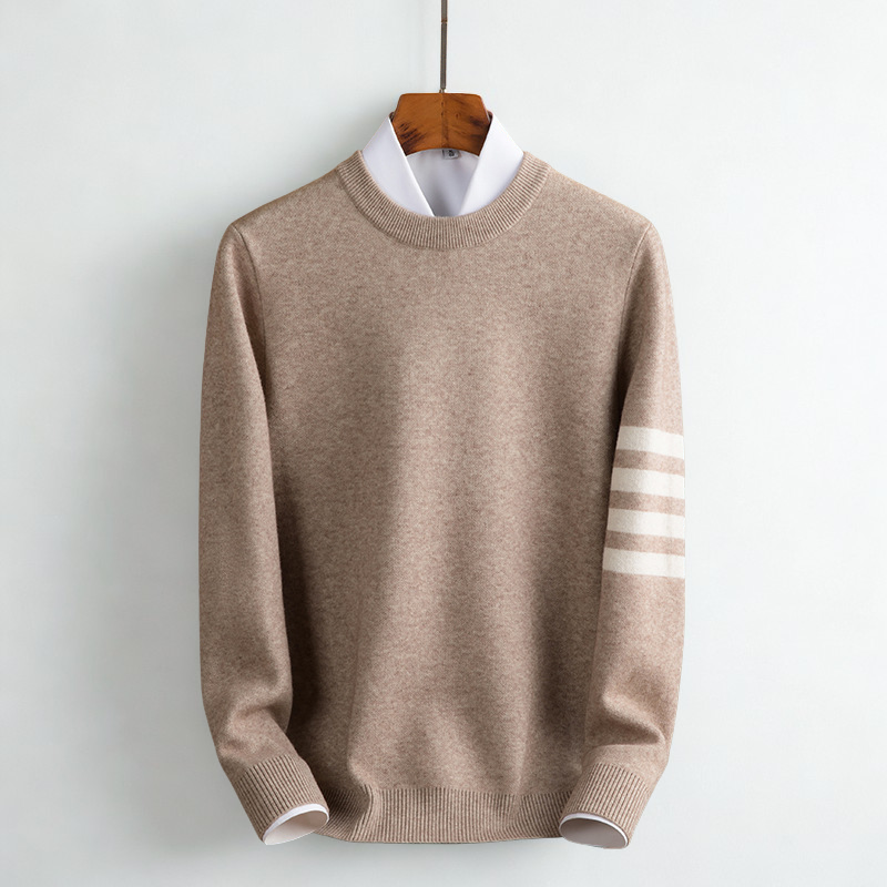 Comodo maglione pullover a righe da donna
