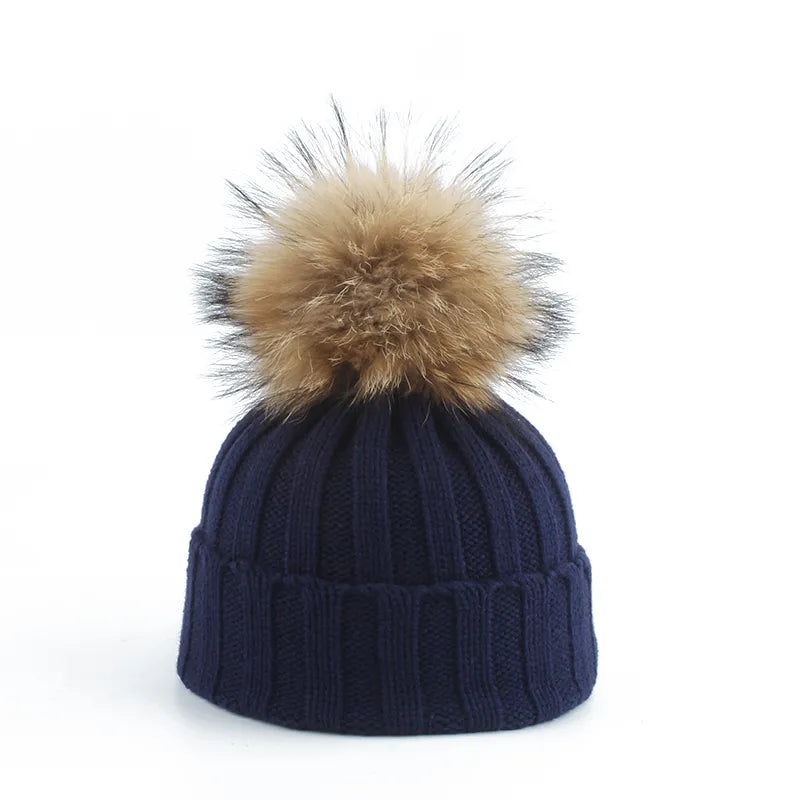 Accogliente berretto invernale con pompon da donna