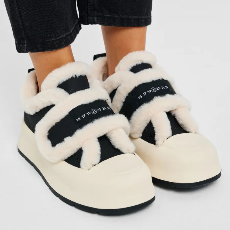 Comode scarpe slip-on invernali da donna con cinturini