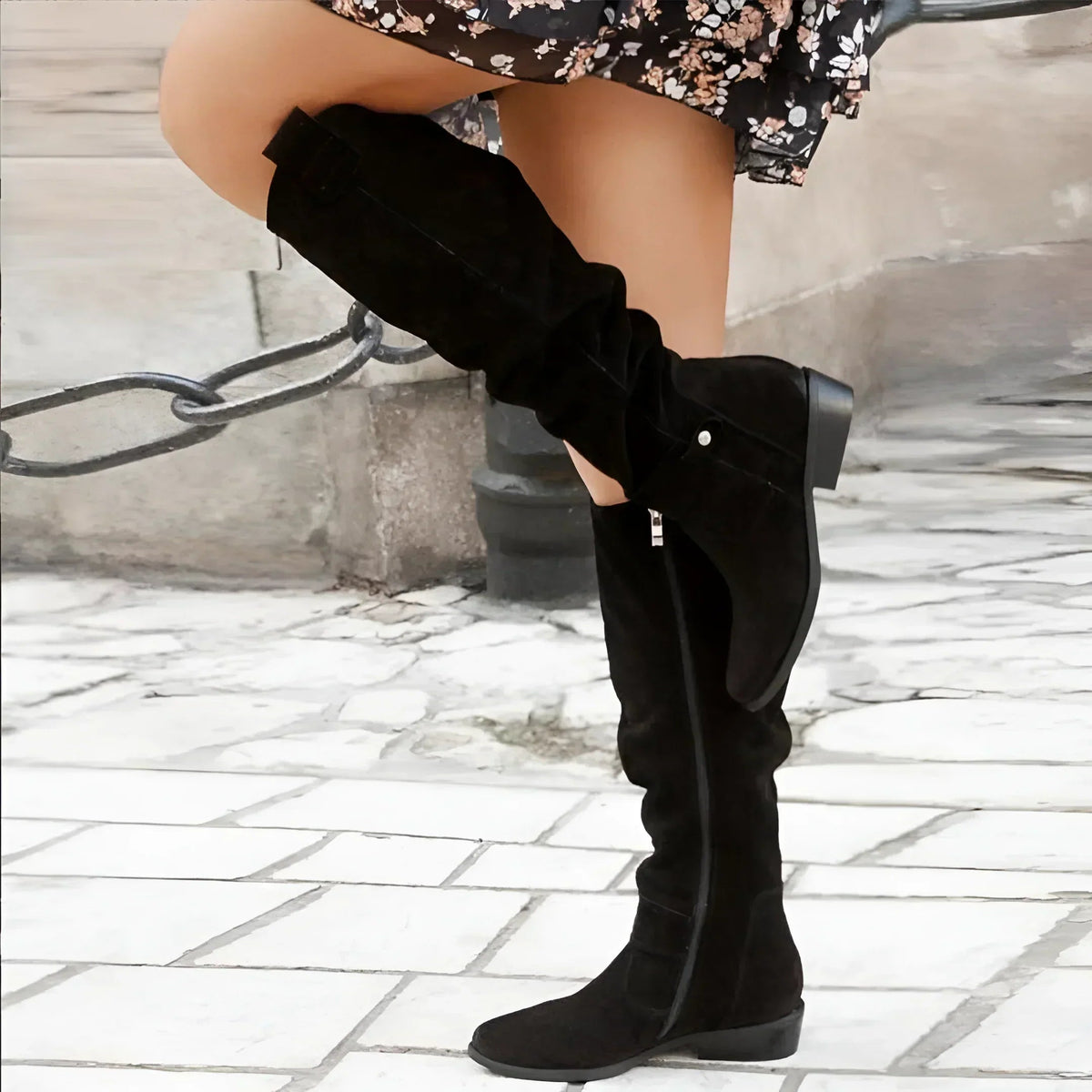 Stivali alti al ginocchio eleganti con cerniera laterale da donna per uno stile disinvolto