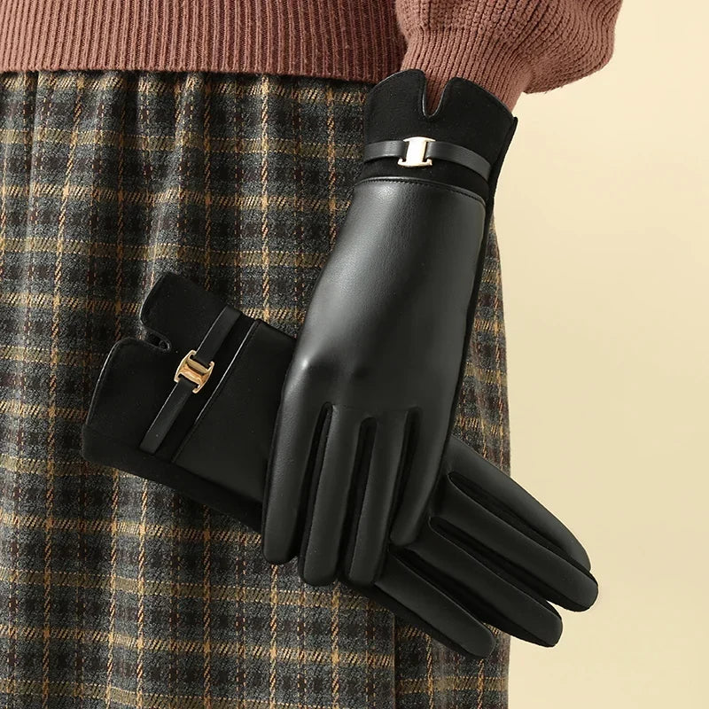 Guanti eleganti in pelle da donna per il calore invernale