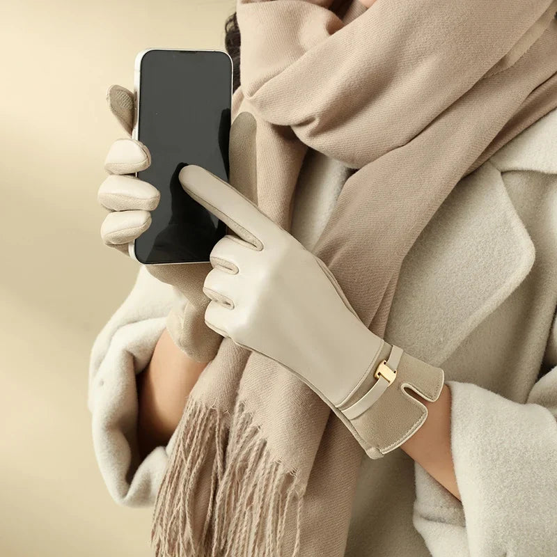 Guanti eleganti in pelle da donna per il calore invernale