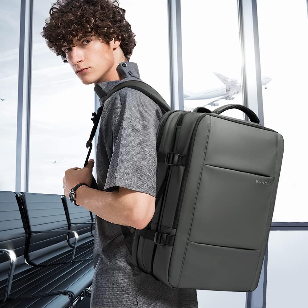 Zaino da viaggio impermeabile espandibile 26–45L con scomparto laptop e modalità borsone